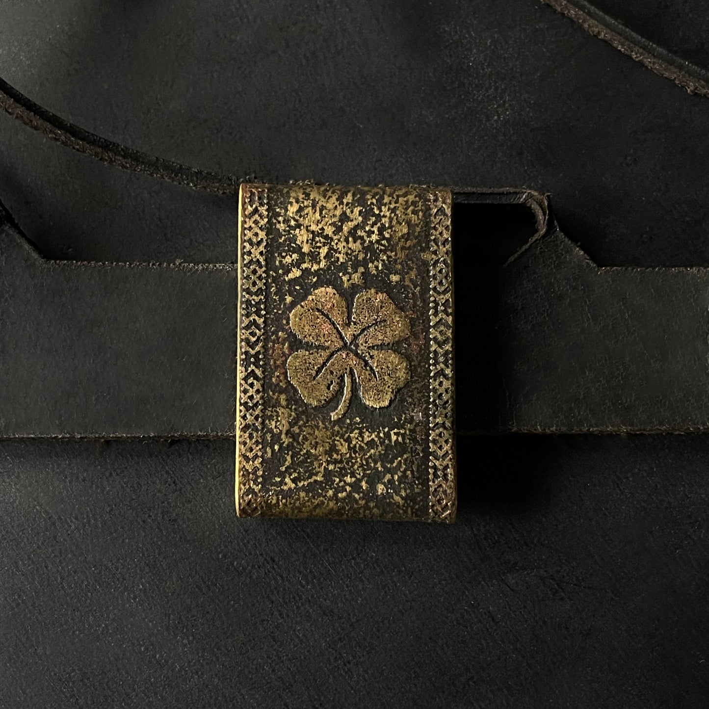 Įvairūs apyrankių aksesuarai