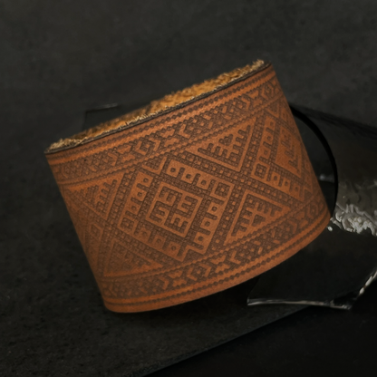 Wide Leather Baltic Bracelet