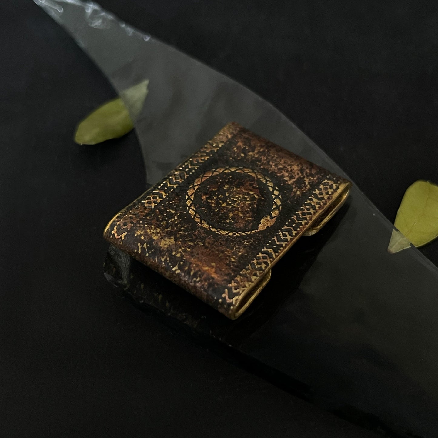 Įvairūs apyrankių aksesuarai