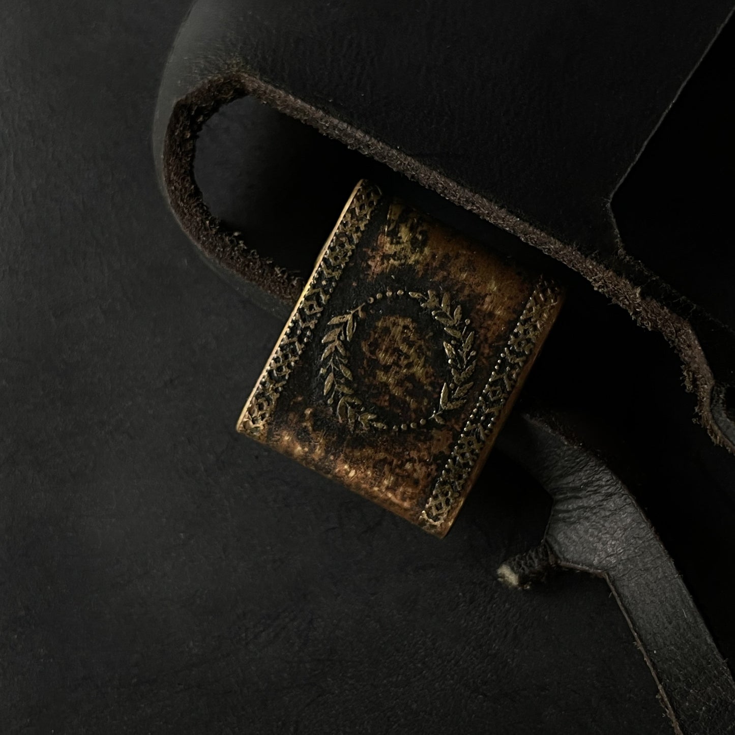 Įvairūs apyrankių aksesuarai