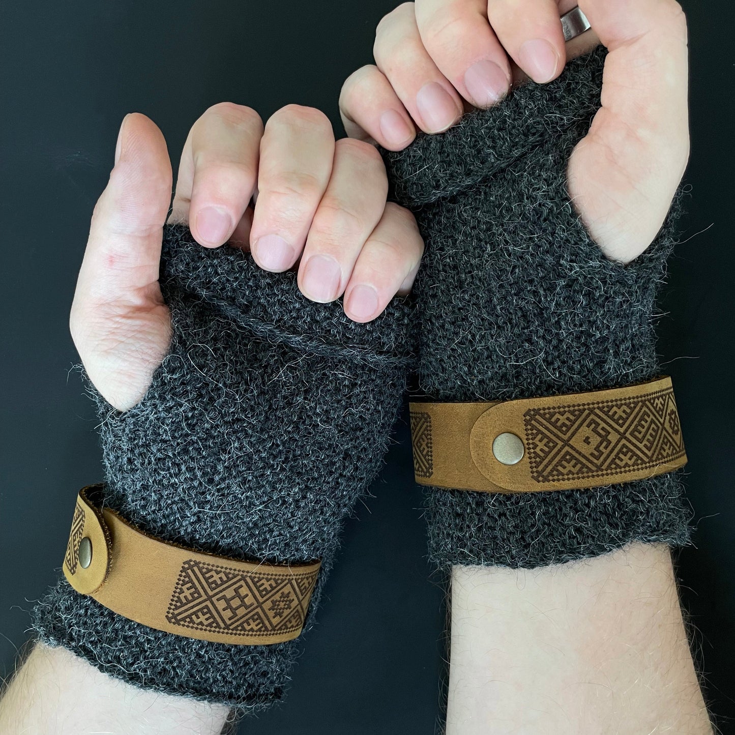 100% Alpakų vilnos riešinės