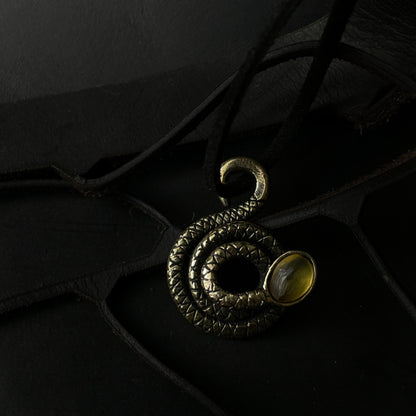 Pendant "Serpent's Serenity"