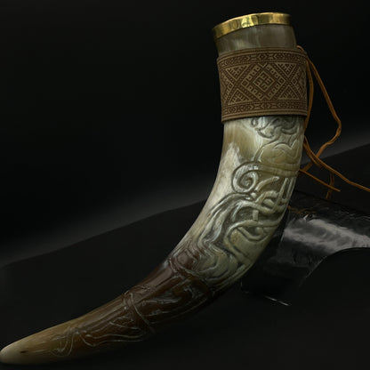 #1 Ranka graviruotas ir žalvariu apkaustytas 150ml geriamasis ragas