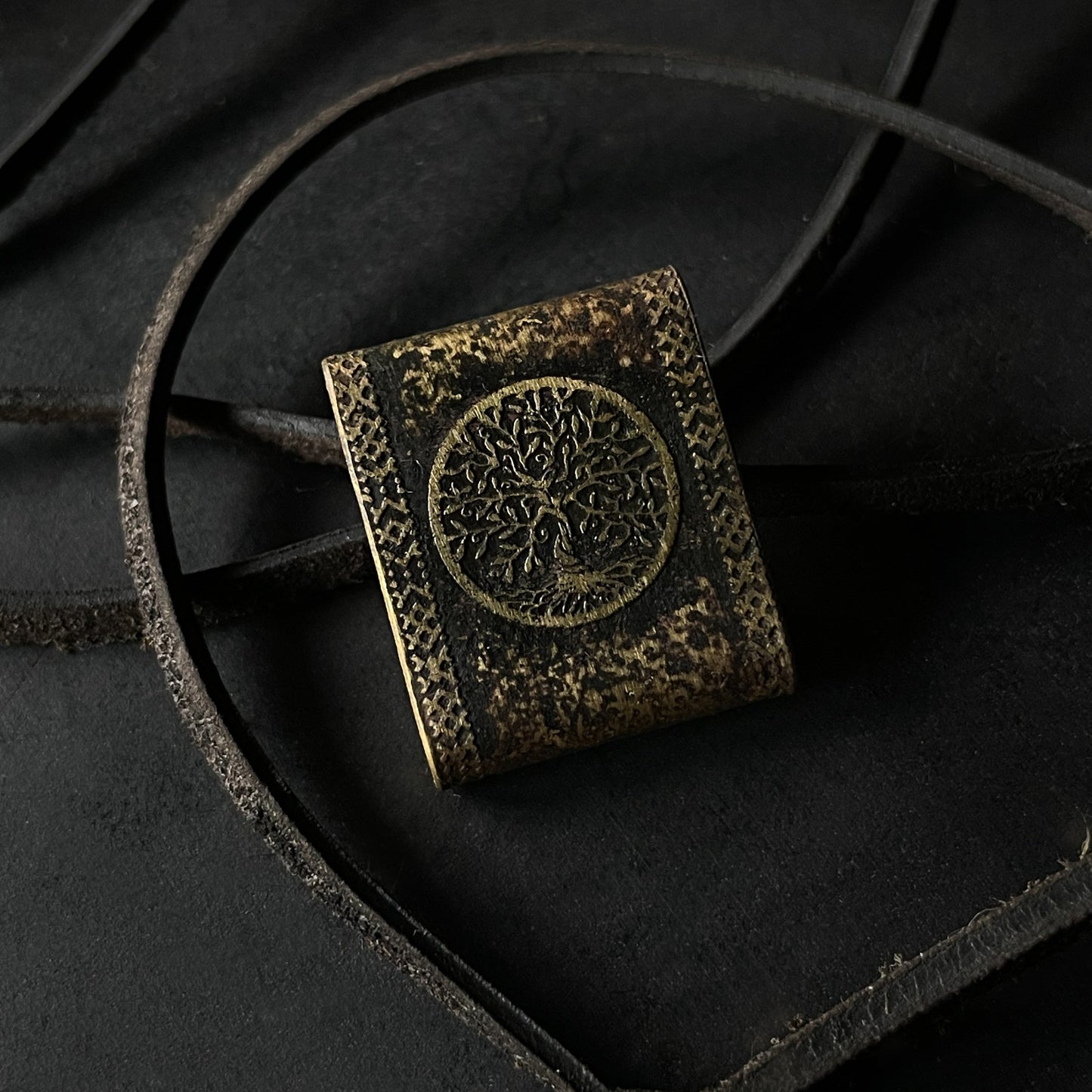 Įvairūs apyrankių aksesuarai